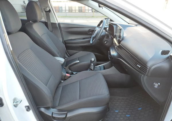 Hyundai i20 cena 61900 przebieg: 18900, rok produkcji 2021 z Garwolin małe 301